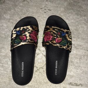 Steve Madden slides